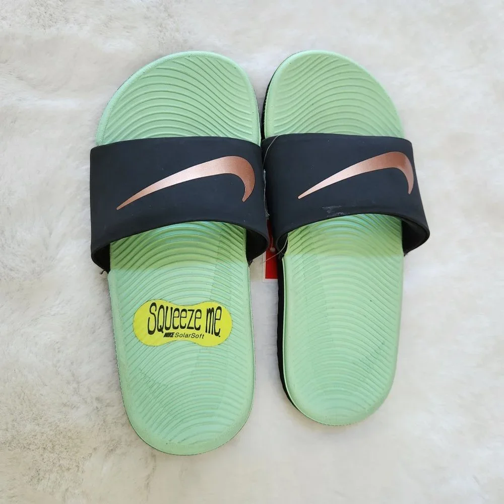 Nike Kawa Slide 819352 010 Unisex Kids  Black/Bronze Size 1Y NWT